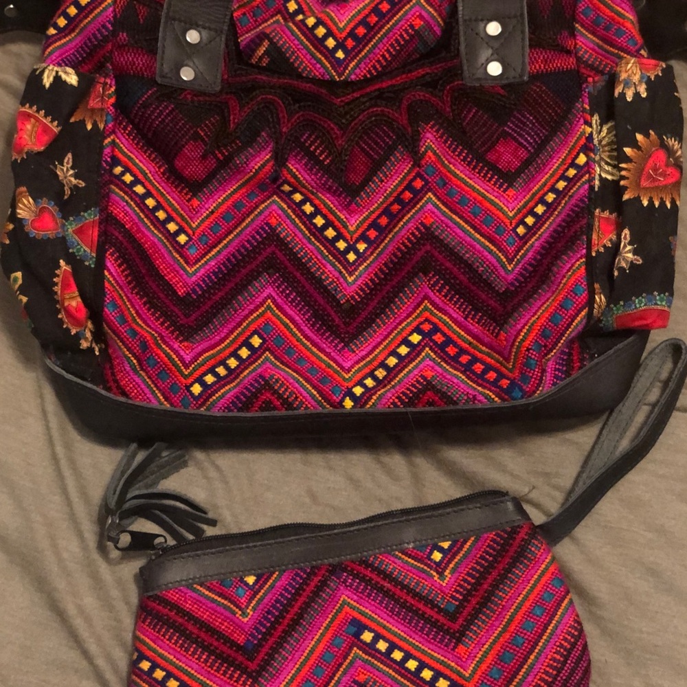 Hasta La Vista Guatemalan made Bag with Clutch